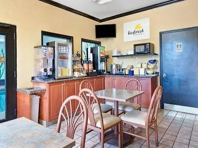 Days Inn By Wyndham Charlotte Northlake