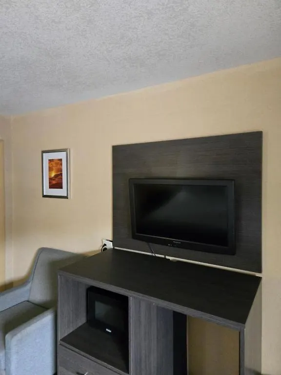 Motell Days Inn By Wyndham Charlotte Northlake