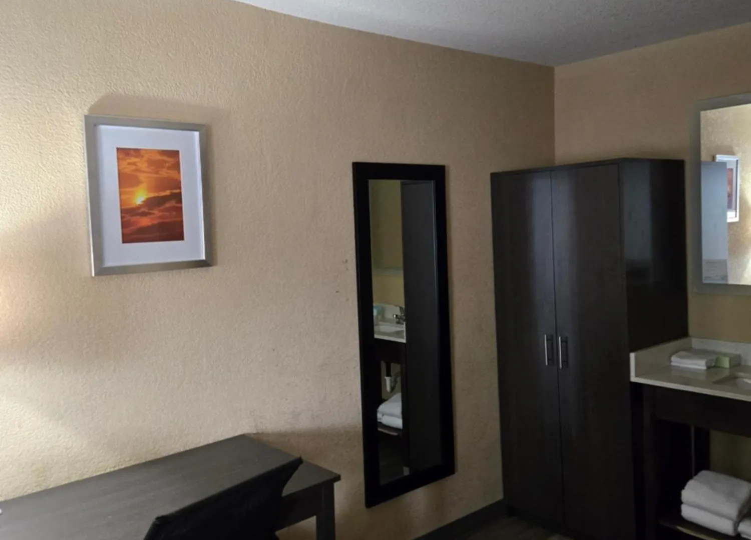 Days Inn By Wyndham Charlotte Northlake USA
